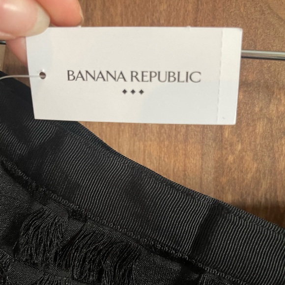 Banana Republic midi (knee length) fringe skirt - Picture 2 of 5